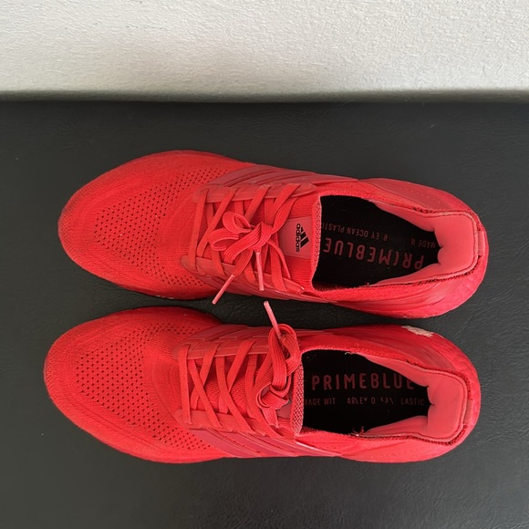 Men Adidas ultra-boost running shoes size 10 - Picture 7 of 8